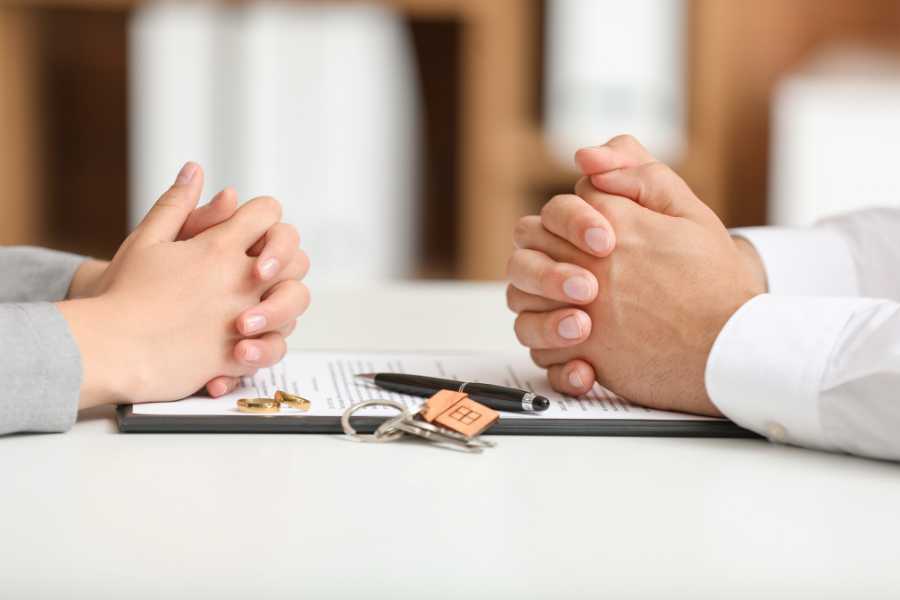 Solicitar demanda de divorcio en España